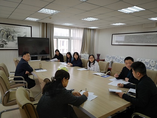 beat365中文官方网站召开党支部书记工作推进会