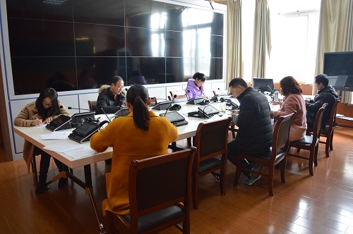 beat365中文官方网站各党支部召开2018年度组织生活会暨民主评议党员大会