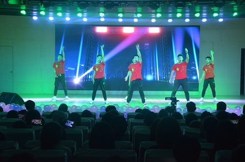 beat365中文官方网站举办第四届“秀出宿舍,Show出你我”宿舍风采大赛决赛