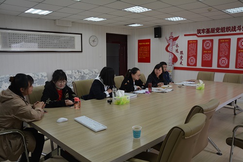 beat365中文官方网站深入学习习近平总书记在学校思想政治理论课教师座谈会上讲话精神